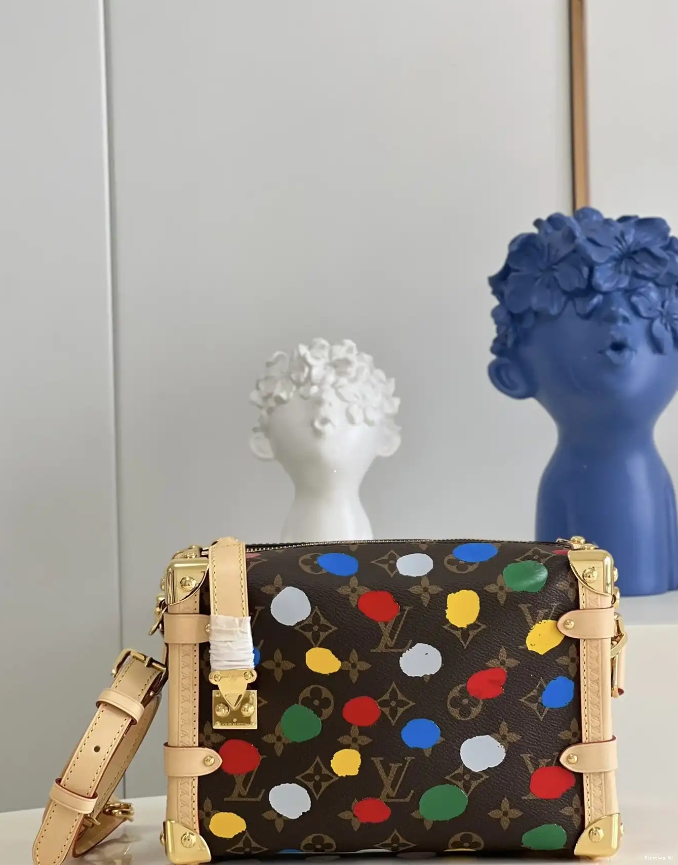 First bag ru TRUNK SIDE VUITTON LOUIS MM 0512
